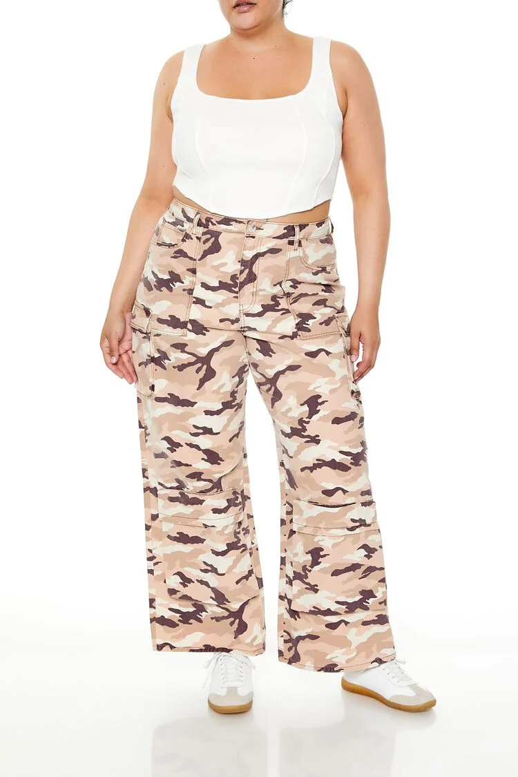 Plus Size Leaf Print Cargo Pants